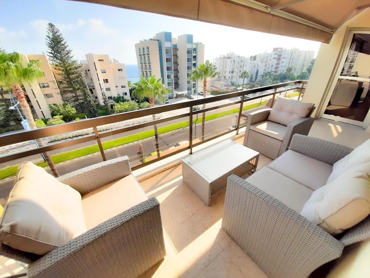Apartamento Samson Sea Breeze, 3Bed Sleeps 6, Free Wifi Limassol Exterior foto