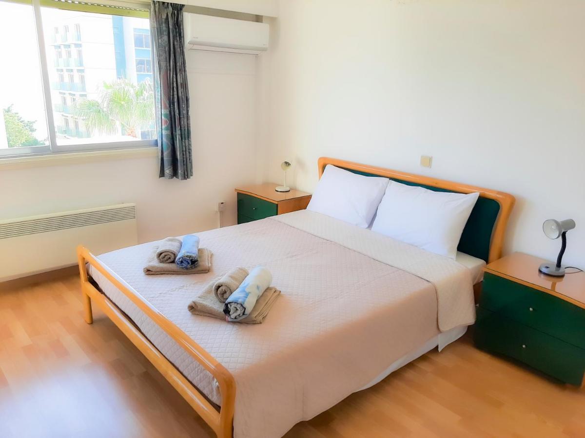 Apartamento Samson Sea Breeze, 3Bed Sleeps 6, Free Wifi Limassol Exterior foto