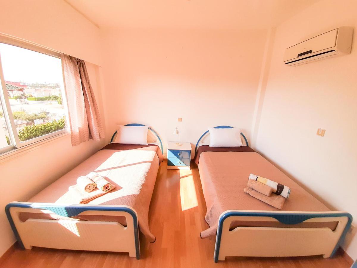 Apartamento Samson Sea Breeze, 3Bed Sleeps 6, Free Wifi Limassol Exterior foto